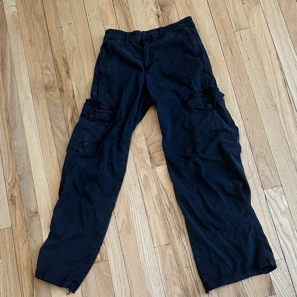 AE Womens mid rise baggy wide cargo pant